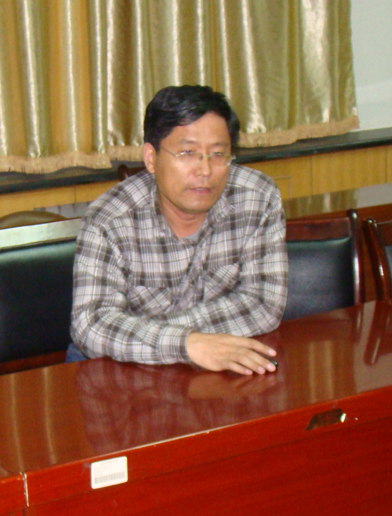 原草业科学专业主任陈为峰教授