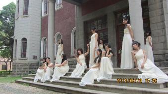 食科葡班毕业照